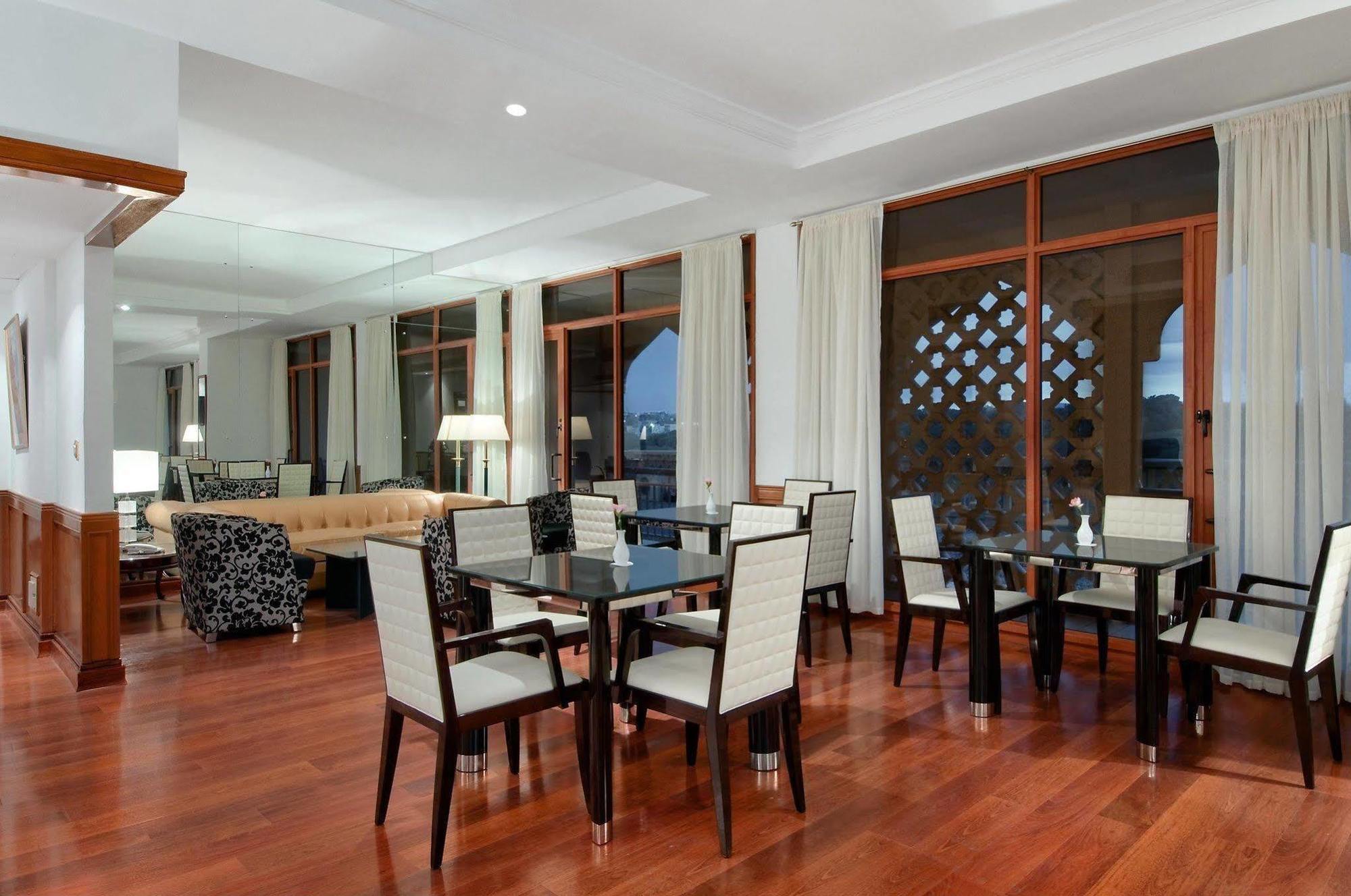 Hotel Hilton Alger Zewnętrze zdjęcie